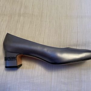 NWT Silver Salvatore Ferragamo Pumps, Size 9.5, Perfect for the Wedding Season!